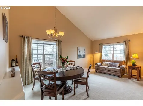 152 NE Autumnwood Terrace Hillsboro OR 97124