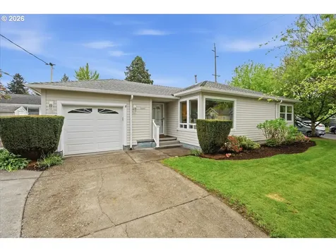 3040 N Hunt Street Portland OR 97217