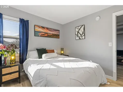 925 NE Cedar Street Roseburg OR 97470