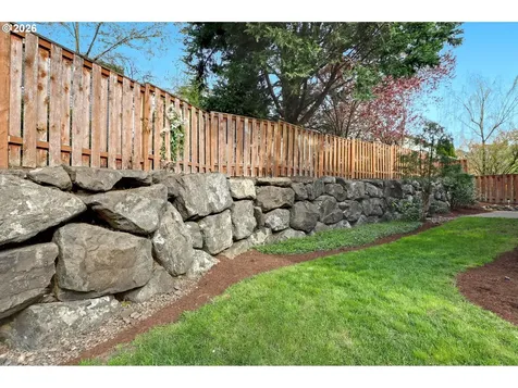 3527 NW Lansbrook Terrace Portland OR 97229