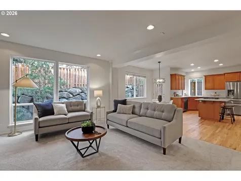 3527 NW Lansbrook Terrace Portland OR 97229