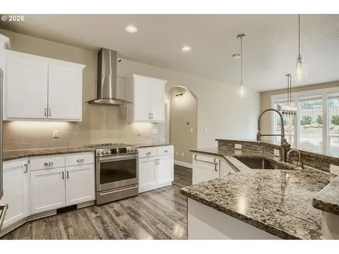830 Shelokum Drive Silverton OR 97381