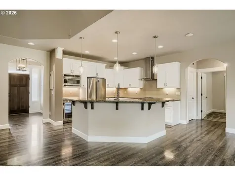 830 Shelokum Drive Silverton OR 97381