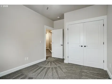 830 Shelokum Drive Silverton OR 97381