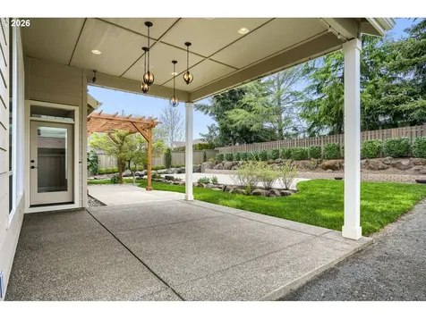 830 Shelokum Drive Silverton OR 97381