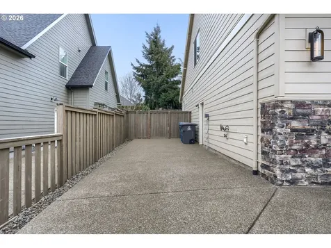 830 Shelokum Drive Silverton OR 97381