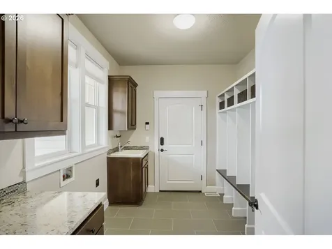 830 Shelokum Drive Silverton OR 97381