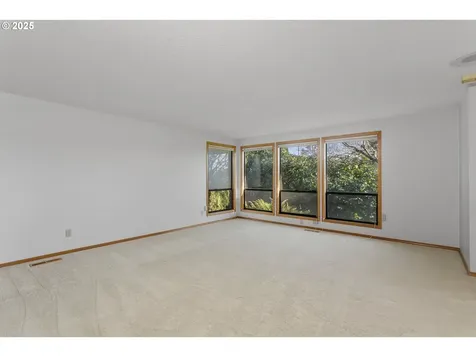 3205 SE Balboa Drive Vancouver WA 98683