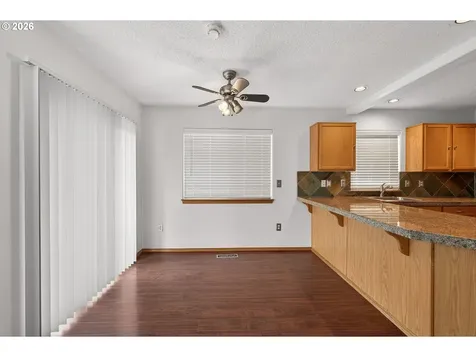 1310 N Parkside Lane Newberg OR 97132