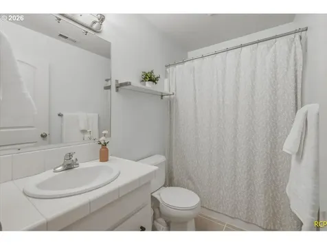 19003 SE 39th Way Vancouver WA 98683