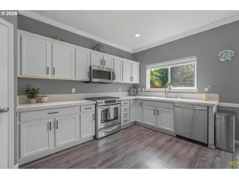 19003 SE 39th Way Vancouver WA 98683