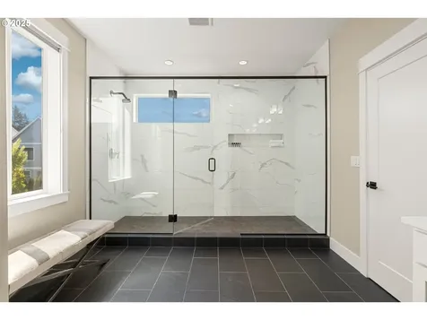 12114 NW Hiller Lane Portland OR 97229