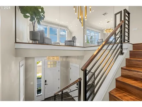 12114 NW Hiller Lane Portland OR 97229