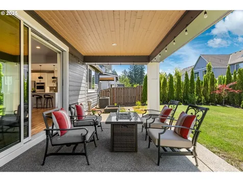 12114 NW Hiller Lane Portland OR 97229