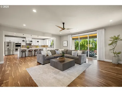 12114 NW Hiller Lane Portland OR 97229