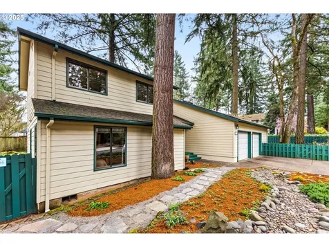 5231 Woodscape Drive SE Salem OR 97306