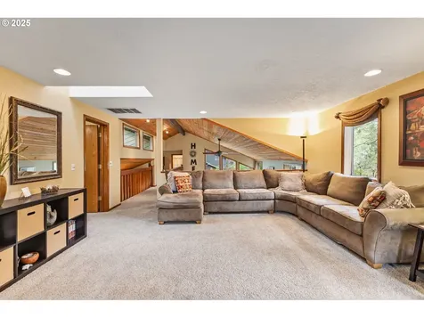 5231 Woodscape Drive SE Salem OR 97306