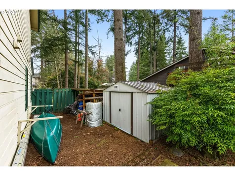 5231 Woodscape Drive SE Salem OR 97306