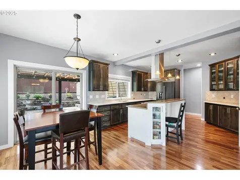 1155 Holly Avenue Cottage Grove OR 97424