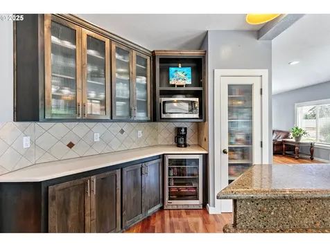 1155 Holly Avenue Cottage Grove OR 97424