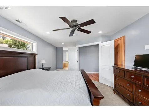 1155 Holly Avenue Cottage Grove OR 97424