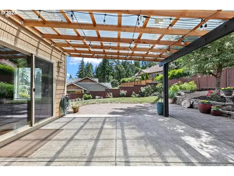 1155 Holly Avenue Cottage Grove OR 97424