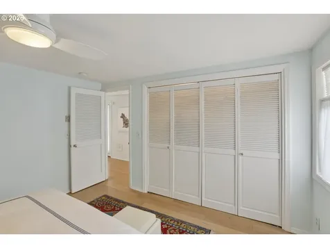 100 SE Harney Street Portland OR 97202