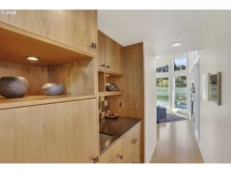 100 SE Harney Street Portland OR 97202