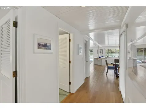 100 SE Harney Street Portland OR 97202