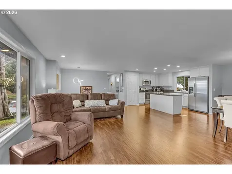 3893 SW 4th Street Gresham OR 97030