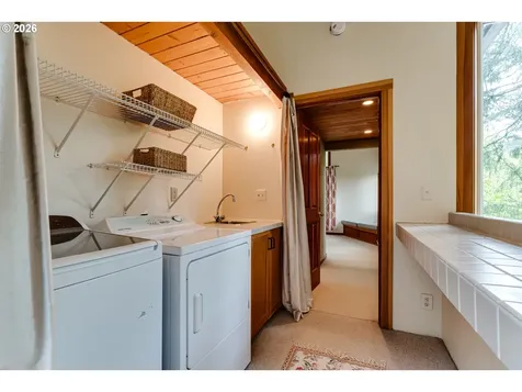 3210 Inspiration Point Drive Eugene OR 97405