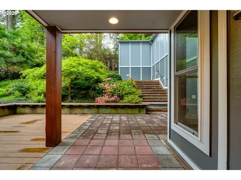 3210 Inspiration Point Drive Eugene OR 97405