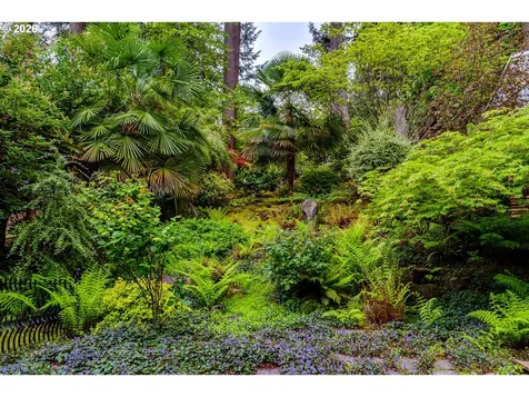 3210 Inspiration Point Drive Eugene OR 97405