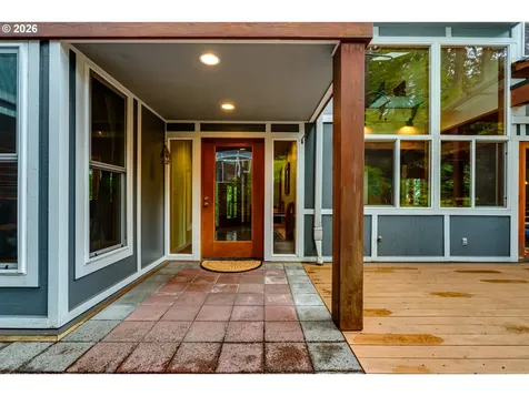 3210 Inspiration Point Drive Eugene OR 97405