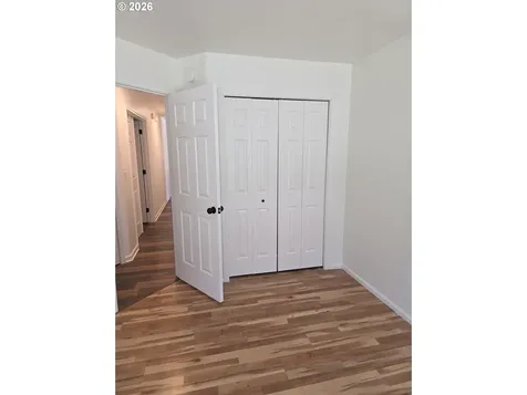 260 Village Drive Winchester OR 97495