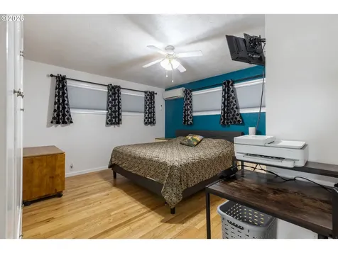 223 W Hazel Street Roseburg OR 97471