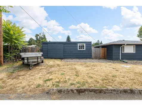 223 W Hazel Street Roseburg OR 97471