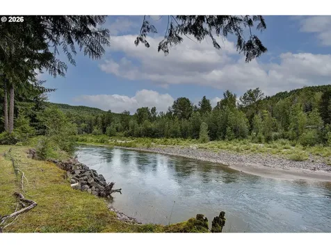 224 Riverview Drive Castle Rock WA 98611