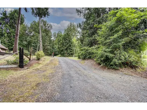 224 Riverview Drive Castle Rock WA 98611
