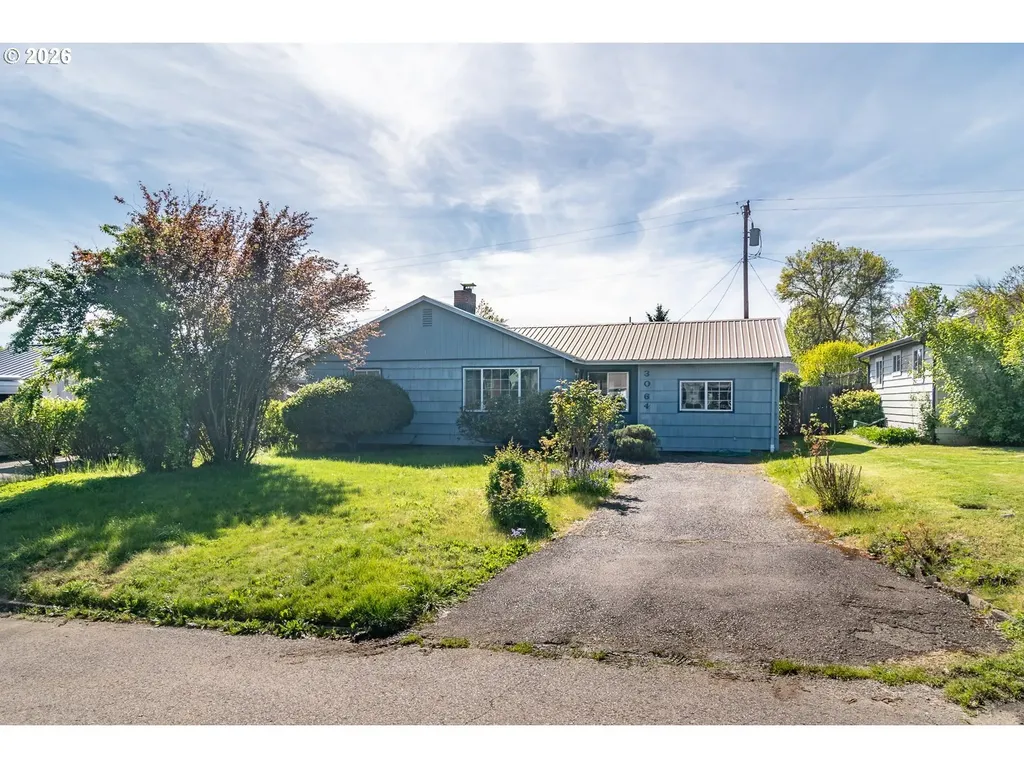 3064 NE Porter Street Roseburg OR 97470