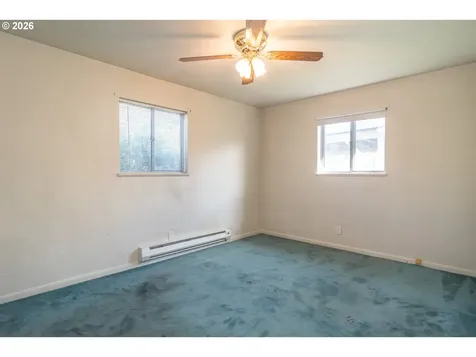 3064 NE Porter Street Roseburg OR 97470