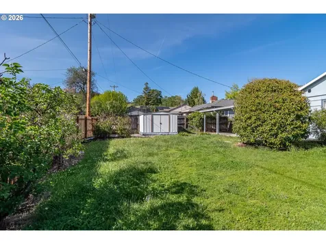 3064 NE Porter Street Roseburg OR 97470
