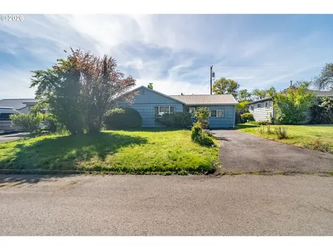 3064 NE Porter Street Roseburg OR 97470