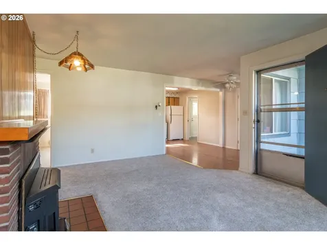 3064 NE Porter Street Roseburg OR 97470