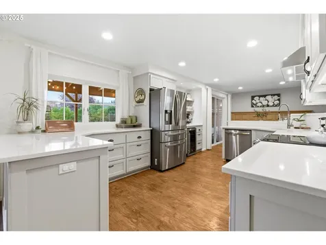 3241 Cindy Street Eugene OR 97404