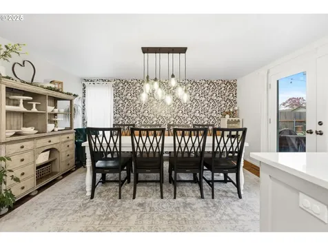 3241 Cindy Street Eugene OR 97404