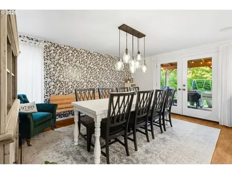 3241 Cindy Street Eugene OR 97404