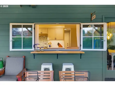 3241 Cindy Street Eugene OR 97404