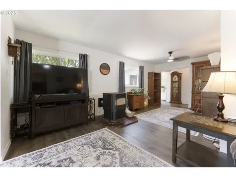 2745 34th Street Coos Bay OR 97420