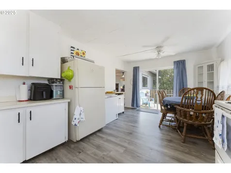 2745 34th Street Coos Bay OR 97420